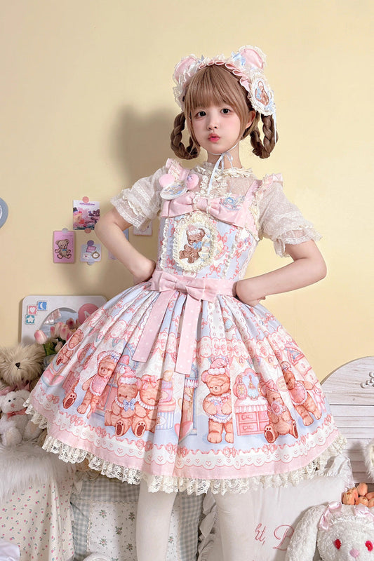 Finely Styled Dress with a Classic Vintage Look