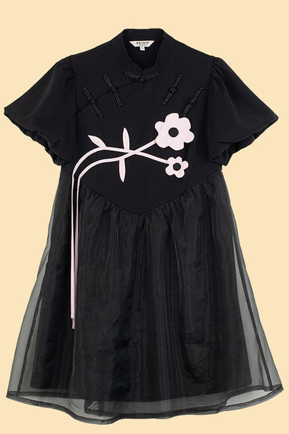Elegantly Styled Dress for Everyday Wear
