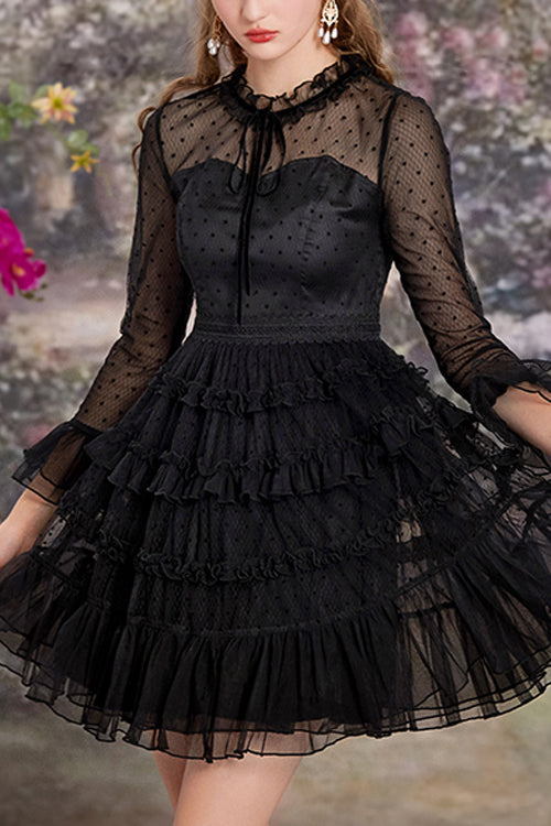 Finely Styled Dress with a Classic Vintage Look