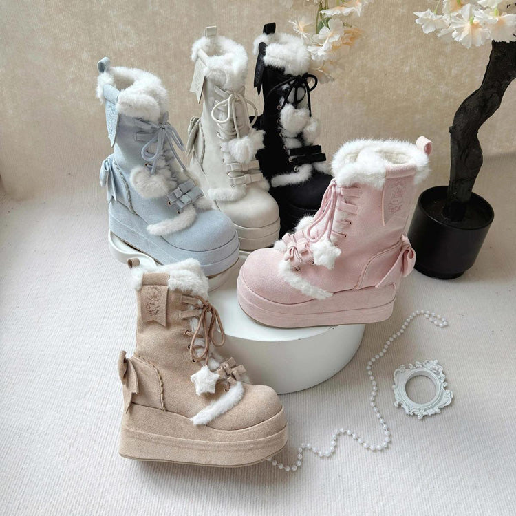 Finely Styled Boots with a Classic Vintage Look