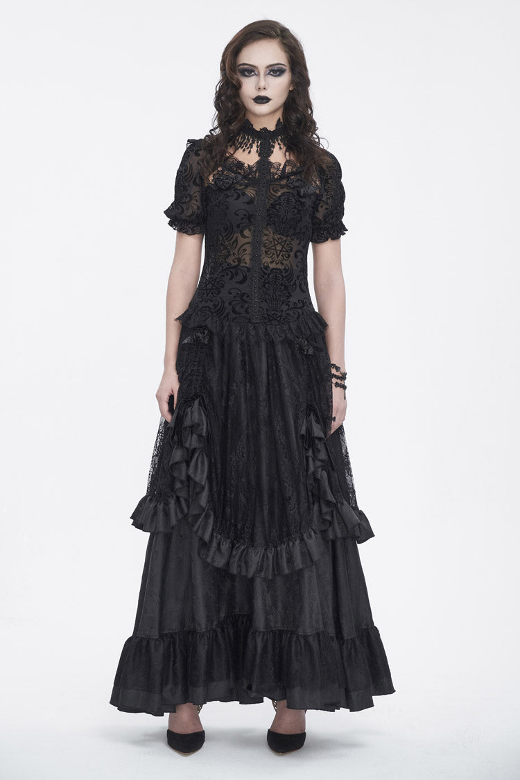 Beautifully Finished Garment in a Timeless Design