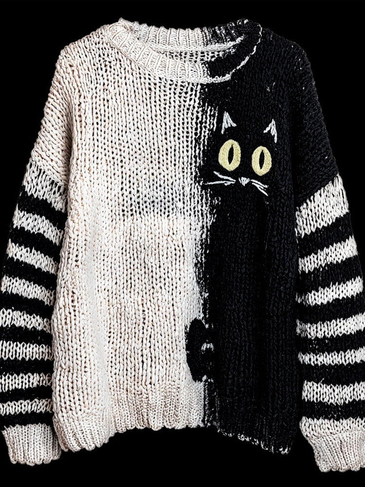 Subtly Elegant Sweater with a Refined Vintage Look