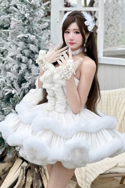 Subtly Elegant Dress with a Refined Vintage Look