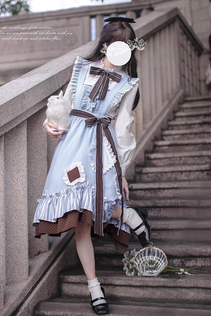 Thoughtfully Designed Dress in a Timeless Style