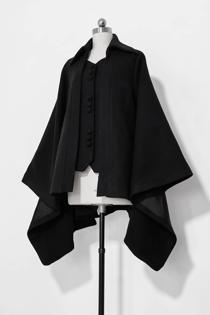 Beautifully Finished Coat in a Timeless Design