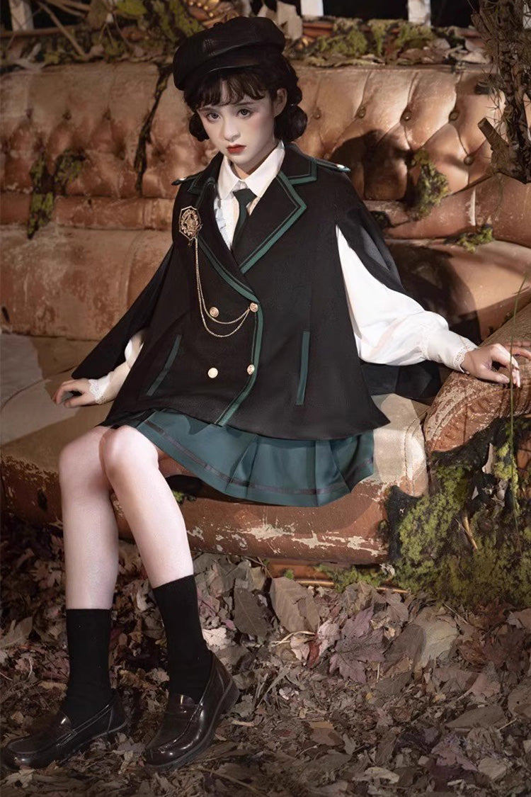 Casually Elegant Garment with a Refined Edge