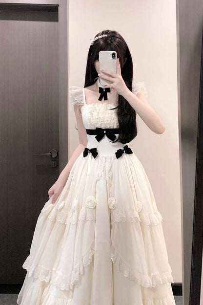 Casually Elegant Dress with a Refined Edge