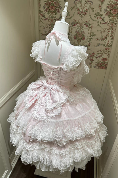 Subtly Elegant Dress with a Refined Vintage Look
