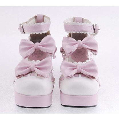 Classic Vintage Shoes with a Flattering Fit