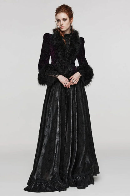 Beautifully Finished Coat in a Timeless Design