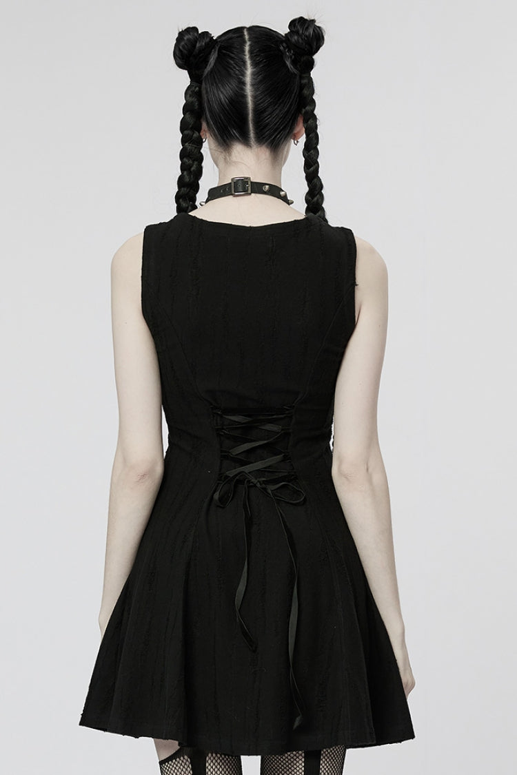 Subtly Elegant Dress with a Refined Vintage Look