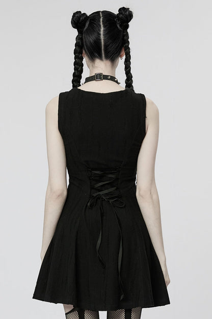Subtly Elegant Dress with a Refined Vintage Look