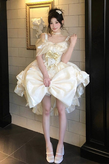 Classic Designed Dress in a Timeless Cut