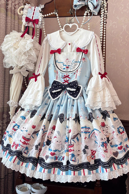 Finely Styled Dress with a Classic Vintage Look