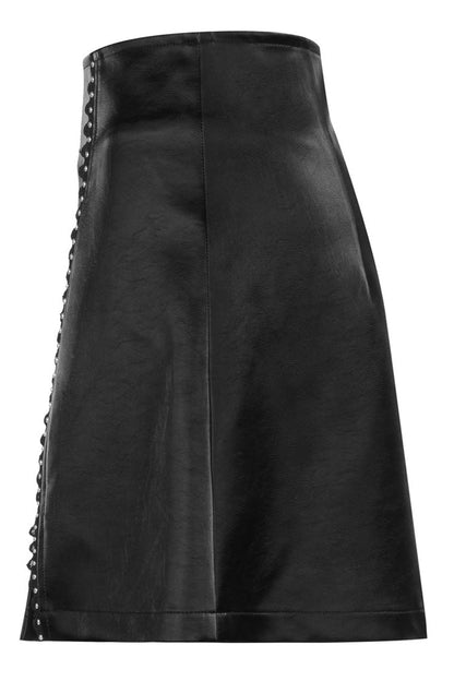 Thoughtfully Designed Garment in a Timeless Style