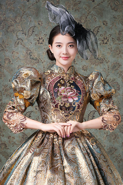 Subtly Elegant Dress with a Refined Vintage Look