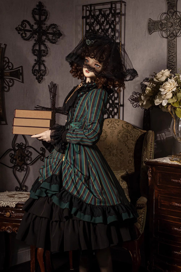 Subtly Elegant Dress with a Refined Vintage Look