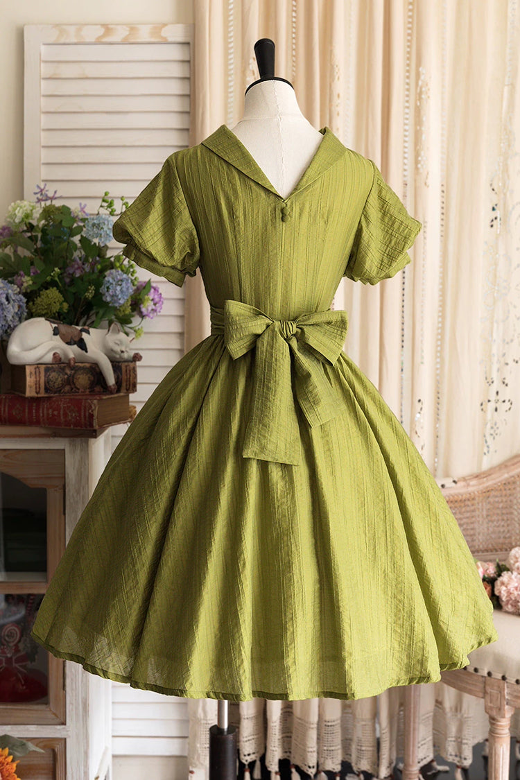 Subtly Elegant Dress with a Refined Vintage Look