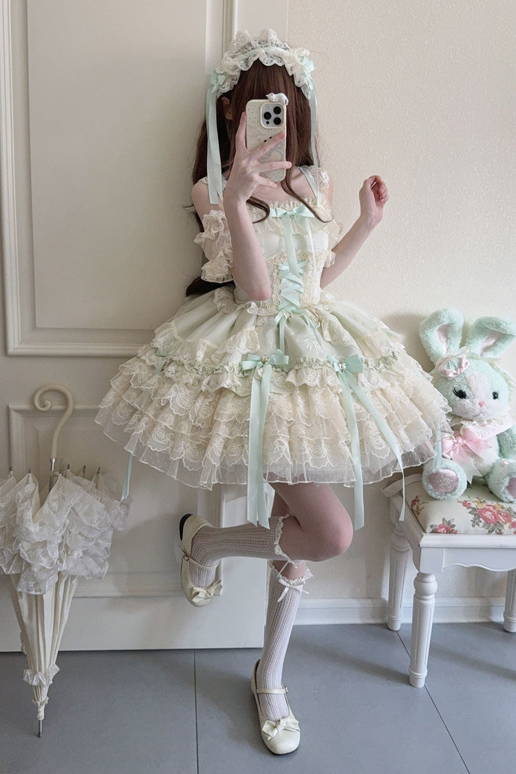 Subtly Elegant Dress with a Refined Vintage Look