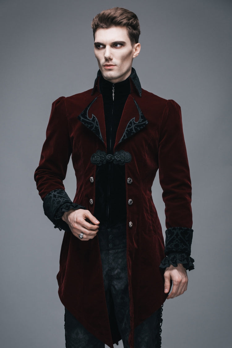 Beautifully Finished Coat in a Timeless Design