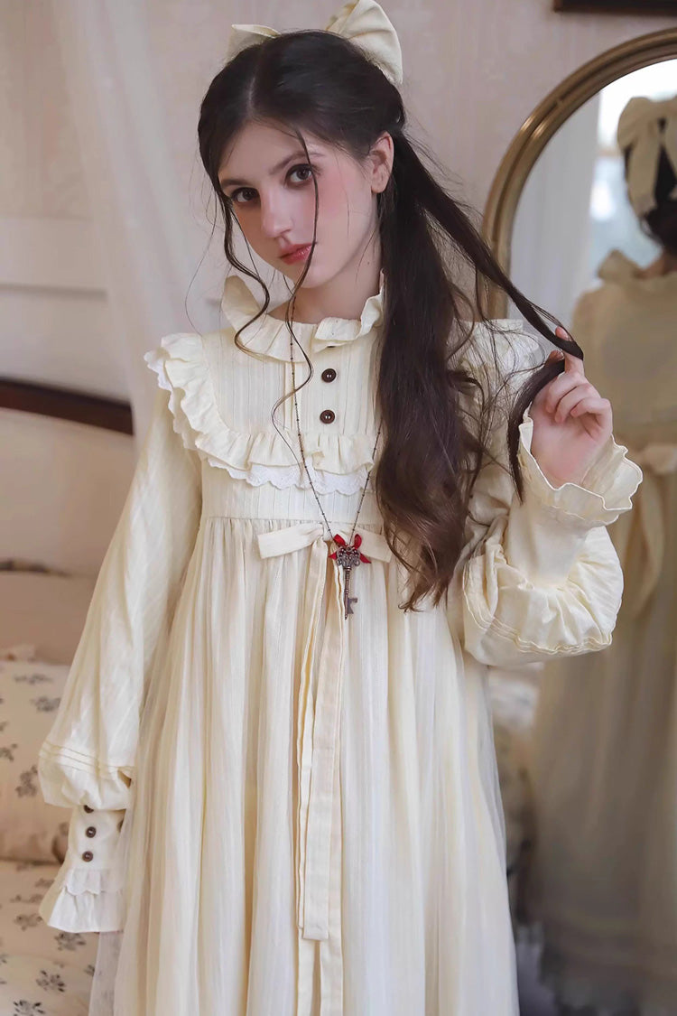 Subtly Elegant Dress with a Refined Vintage Look