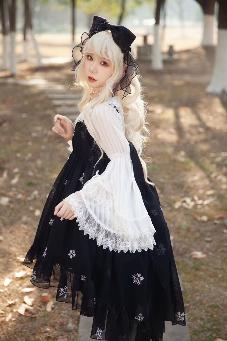 Casually Elegant Dress with a Refined Edge