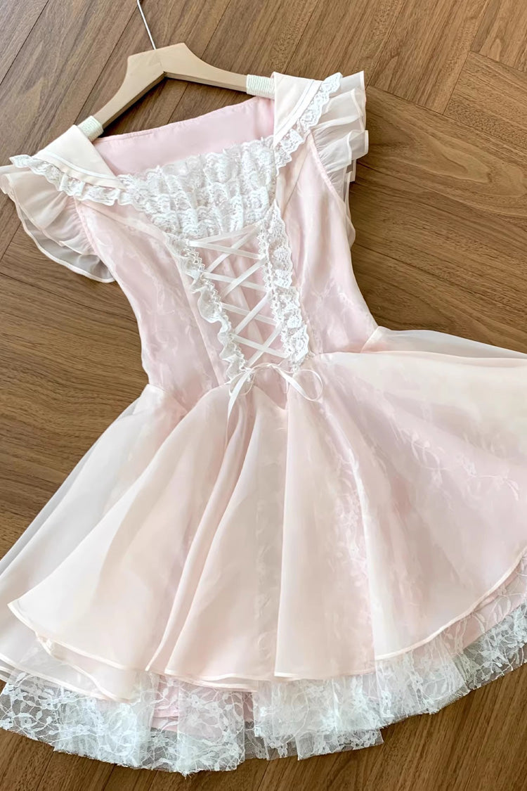 Effortlessly Elegant Dress with a Timeless Design