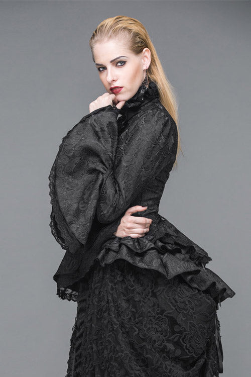 Casually Elegant Blouse with a Refined Edge