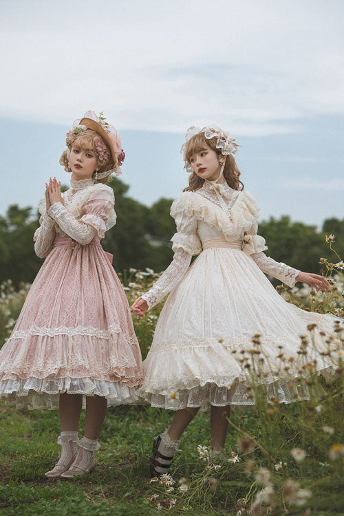 Beautifully Crafted Dress in a Classic Style