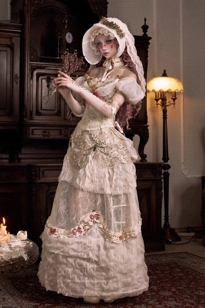 Beautifully Crafted Dress in a Classic Style