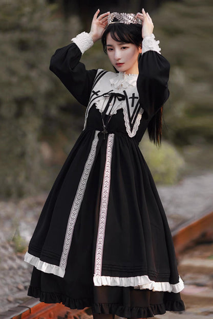 Classic Designed Dress in a Timeless Cut