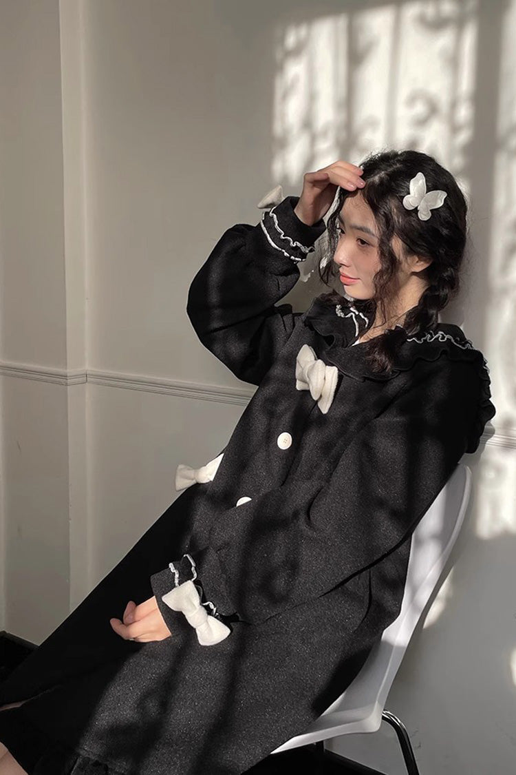 Classic Vintage Coat with a Flattering Fit
