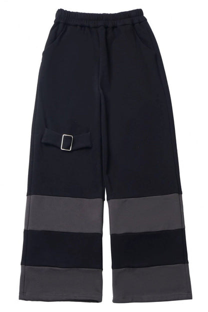 Effortlessly Elegant Pants with a Timeless Design