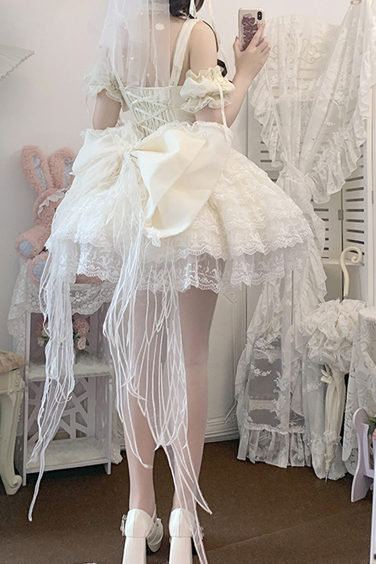 Subtly Elegant Dress with a Refined Vintage Look