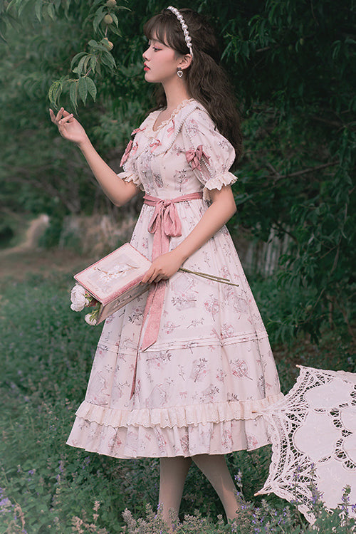 Subtly Elegant Dress with a Refined Vintage Look