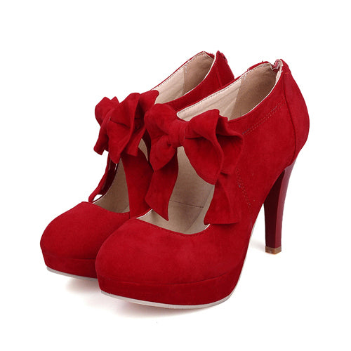 Subtly Elegant Shoes with a Refined Vintage Look