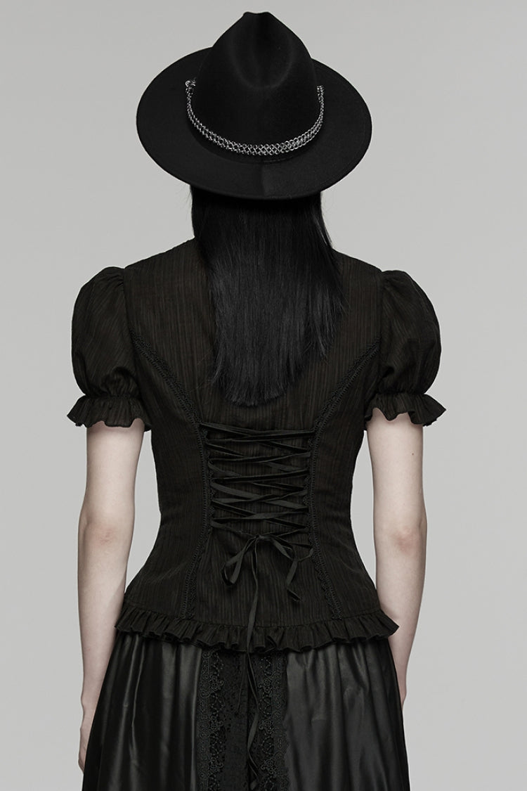 Beautifully Crafted Blouse in a Classic Style