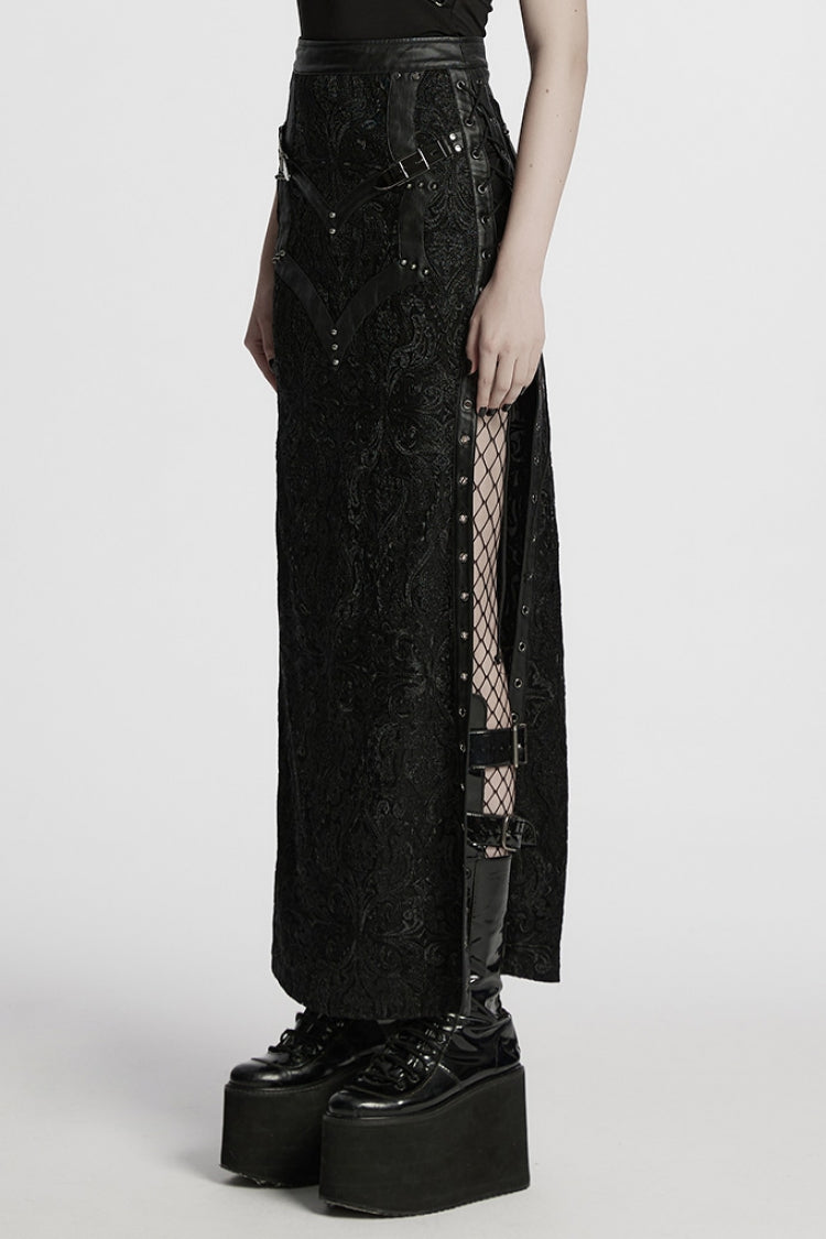 Subtly Elegant Garment with a Refined Vintage Look