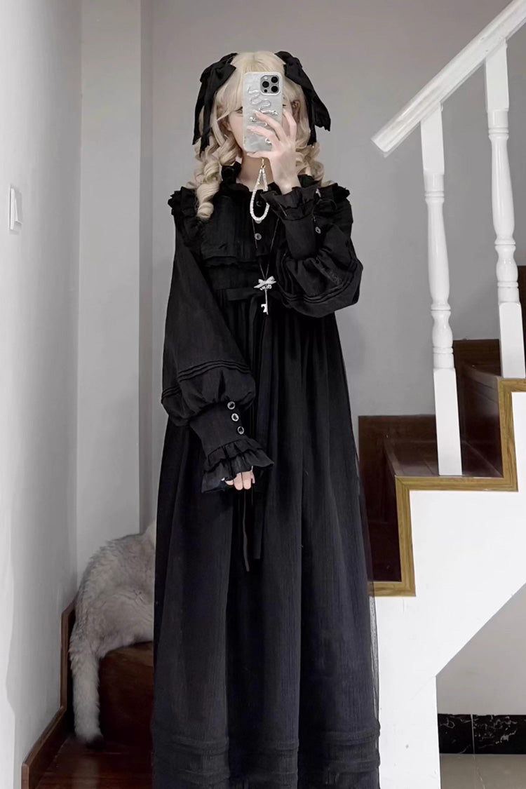 Beautifully Crafted Dress in a Classic Style
