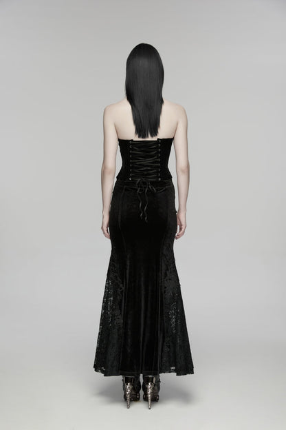 Casually Elegant Garment with a Refined Edge