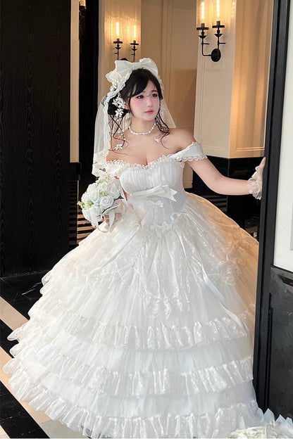Beautifully Crafted Dress in a Classic Style