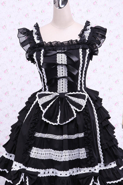 Casually Elegant Dress with a Refined Edge