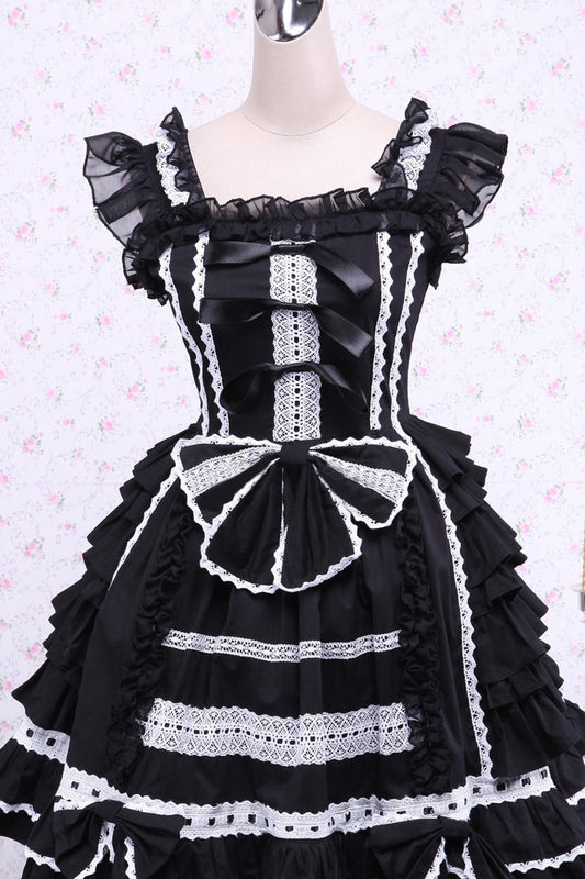 Classic Designed Dress in a Timeless Cut