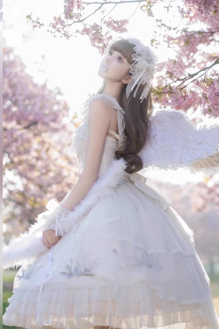Finely Styled Dress with a Classic Vintage Look
