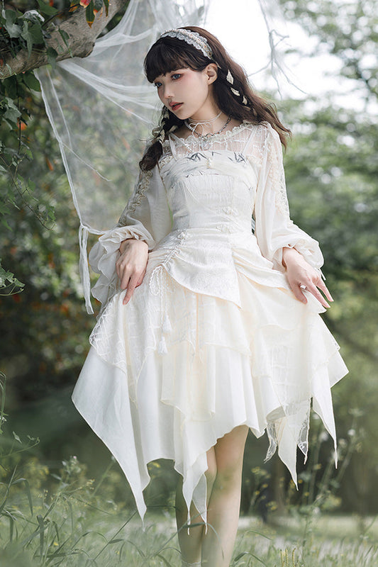 Beautifully Crafted Dress in a Classic Style