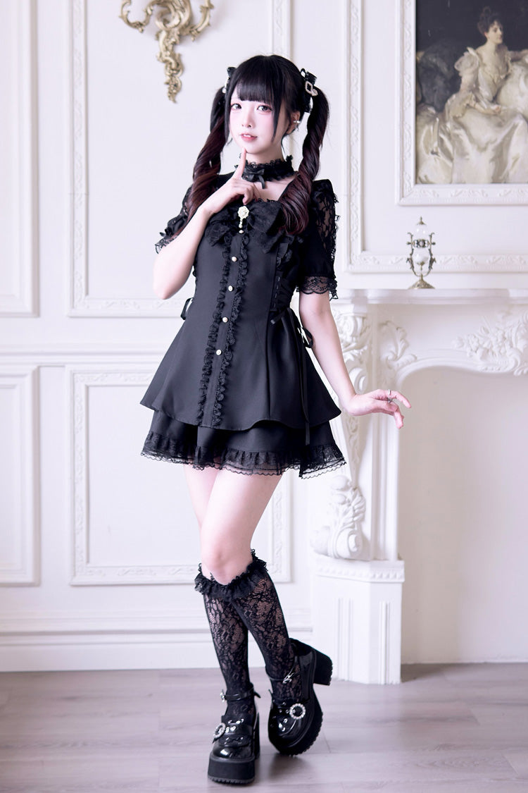 Finely Styled Dress with a Classic Vintage Look