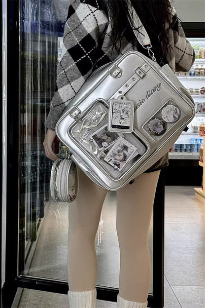 Finely Styled Bag with a Classic Vintage Look