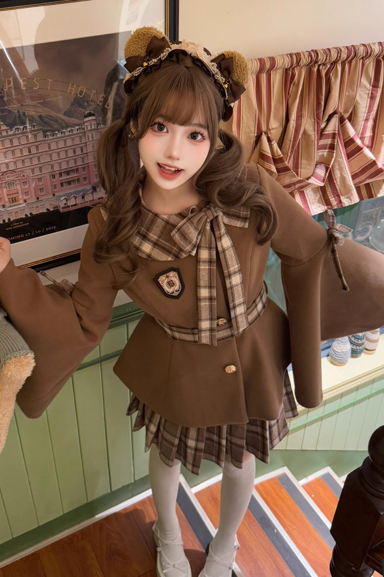 Classic Vintage Coat with a Flattering Fit