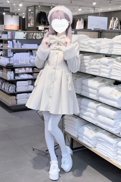 Classic Vintage Coat with a Flattering Fit