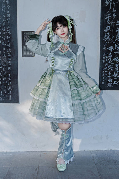 Vintage Style Dress with a Modern Fit